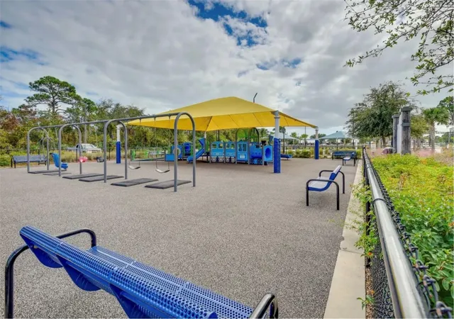 Homes for sale in Edgewater, FL | 2737 Fern Palm Dr, Edgewater, FL 32141 | MLS# NS1088445