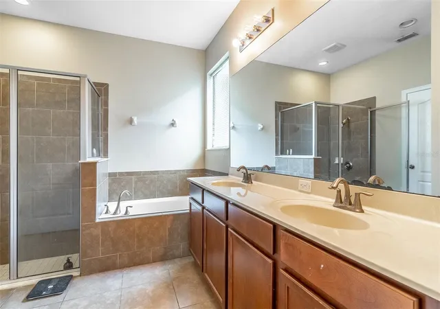 Photo 3 of Single family home for sale at 9907 Armando Cir, Orlando, FL 32825 | MLS# O6414504 | Listing updated on 2026-10-25