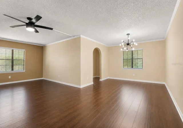 5th image of 100 E Oak Ter Dr, LEESBURG, FL 34748