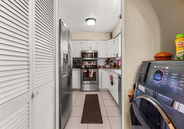 35th image of 100 E Oak Terrace Dr #C1, Leesburg, FL 34748 | MLS# O6414506