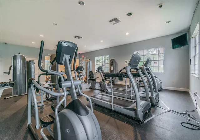 Listing Photo 2 - Condo for sale in building located at 9632 Lake Chase Island Wy, TAMPA, FL 33626 - Unit #9632
