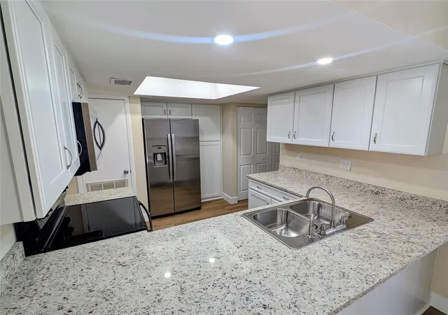 Photo 3 of Sale Pending at 3205 Deer Ct, Brandon, FL 33511 | MLS# TB8516477 | Listing updated on 2026-09-09