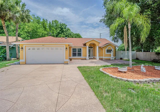 Photo 2 of Single family home for sale at 7715 Cypress Tr Ct, New Port Richey, FL 34653 | MLS# TB8516487 | Listing updated on 2026-08-27