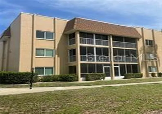 2nd image of 1310 Glen Oaks Dr E #385E, Sarasota, FL 34232 | MLS# A4696219