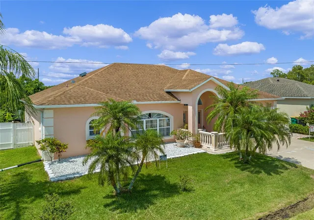 Homes for sale in Kissimmee, FL | 323 Alegriano Ct, Kissimmee, FL 34758 | MLS# O6414545