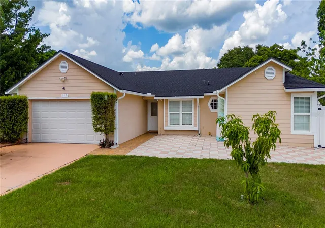 Homes for sale in Kissimmee, FL | 112 Rosewood Ct, Kissimmee, FL 34743 | MLS# S5151418