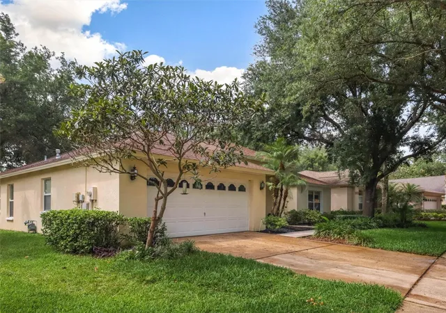 3rd image of 10110 Whisper Pointe Dr, Tampa, FL 33647 | MLS# TB8516510