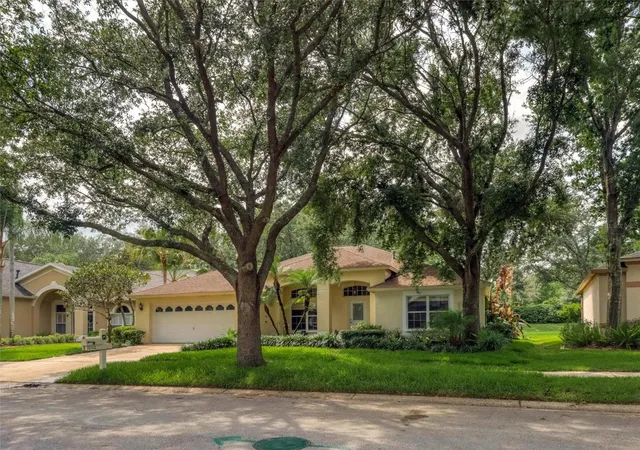 4th image of 10110 Whisper Pointe Dr, Tampa, FL 33647 | MLS# TB8516510