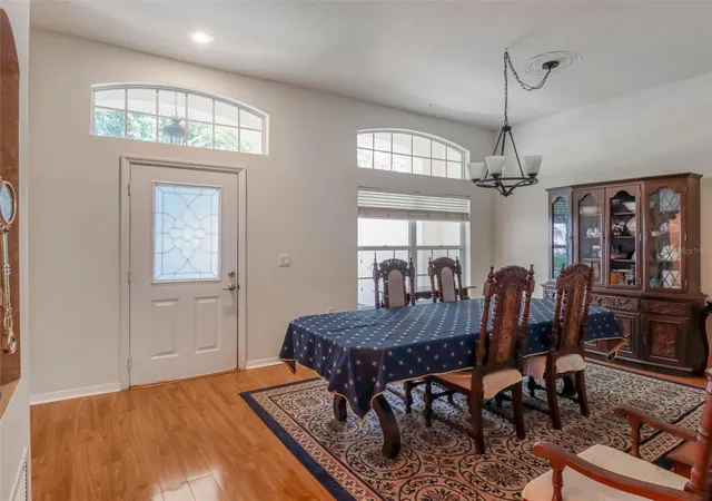 5th image of 10110 Whisper Pointe Dr, Tampa, FL 33647 | MLS# TB8516510