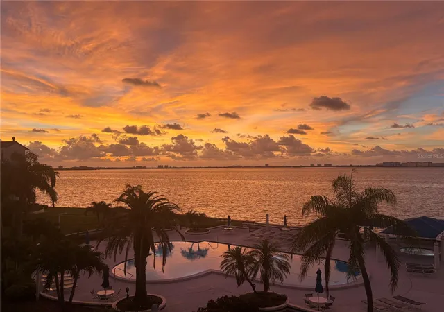 Photo 2 of Condo for sale at 5155 Isla Key Blvd S #304, Saint Petersburg, FL 33715 | MLS# TB8516511 | Listing updated on 2026-08-06