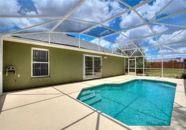 Homes for sale in Davenport, FL | 128 Burgoyne Loop, Davenport, FL 33897 | MLS# O6414549