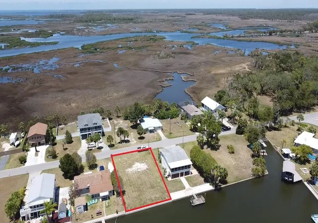 Homes for sale in Hernando Beach, FL | 4018 Eagle Nest Dr, Hernando Beach, FL 34607 | MLS# A4696230