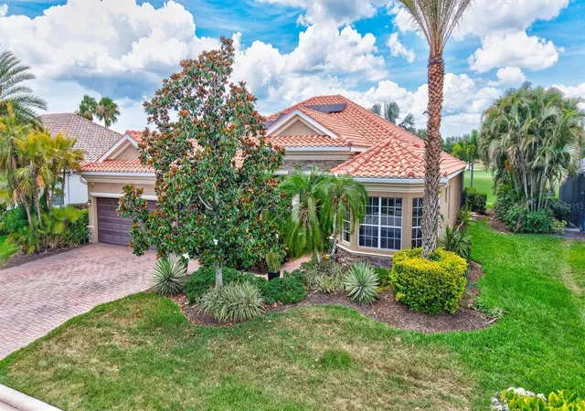Photo 3 of Single family home for sale at 7511 Heritage Grand Pl, Bradenton, FL 34212 | MLS# A4696231 | Listing updated on 2026-08-06