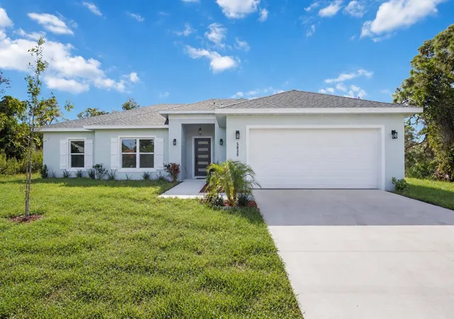 Single family home for sale at 5820 Oxalis Rd, Venice, FL 34293 | MLS# O6414556 | Listing updated on 2026-09-06