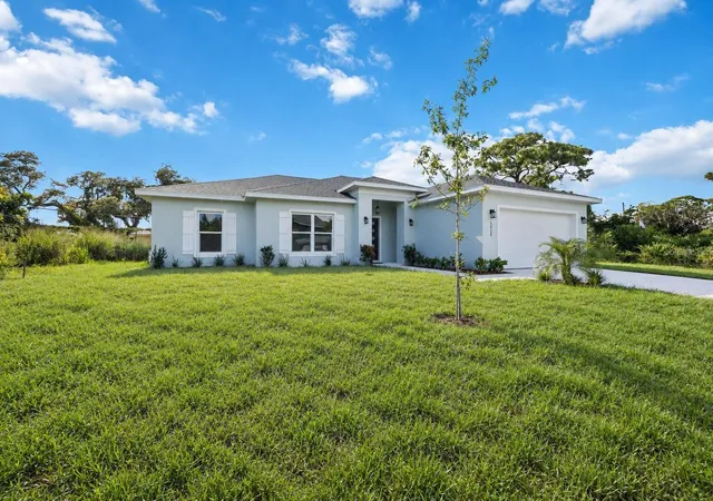 Photo 1 of Single family home for sale at 5820 Oxalis Rd, Venice, FL 34293 | MLS# O6414556 | Listing updated on 2026-09-06