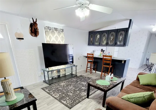 Photo 4 of Manufactured home for sale at 14626 Mcgrady Rd, Wimauma, FL 33598 | MLS# S5151423 | Listing updated on 2026-07-09
