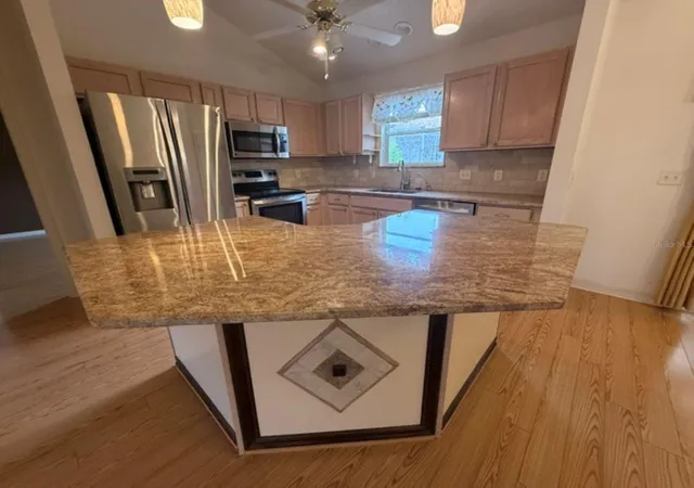 3rd image of 3105 Berwyn Wy, The Villages, FL 32162 | MLS# OM726165