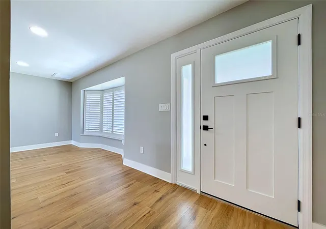 5th image of 381 Westwinds Dr, Palm Harbor, FL 34683 | MLS# TB8516559