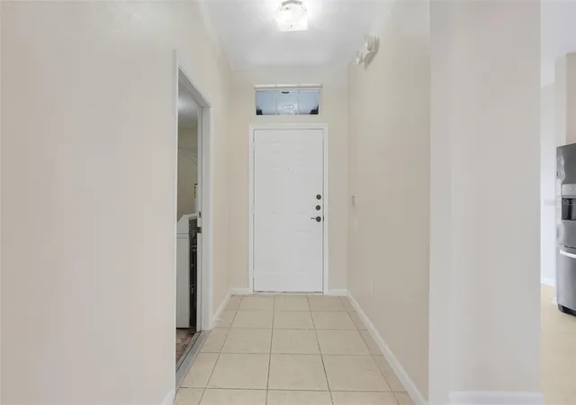 Photo 4 of Single family home for sale at 8055 King Palm Cir, Kissimmee, FL 34747 | MLS# O6414590 | Listing updated on 2026-09-20