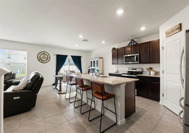 2nd image of 33567 Hamilton Hill Ln, Wesley Chapel, FL 33545 | MLS# W7886498
