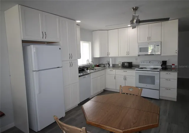 Homes for sale in Holly Hill, FL | 812 Oleander Ave, Holly Hill, FL 32117 | MLS# FC319096