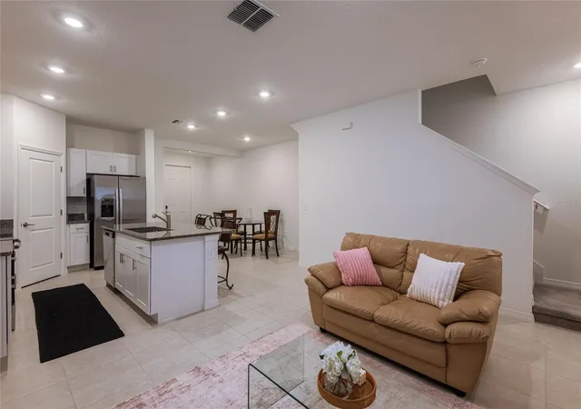Photo 4 of Townhouse for sale at 10807 E Fort White Ct, Tampa, FL 33647 | MLS# TB8516584 | Listing updated on 2026-08-13