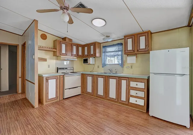 3rd image of 10339 Marinette Ave, Hudson, FL 34667 | MLS# TB8516601