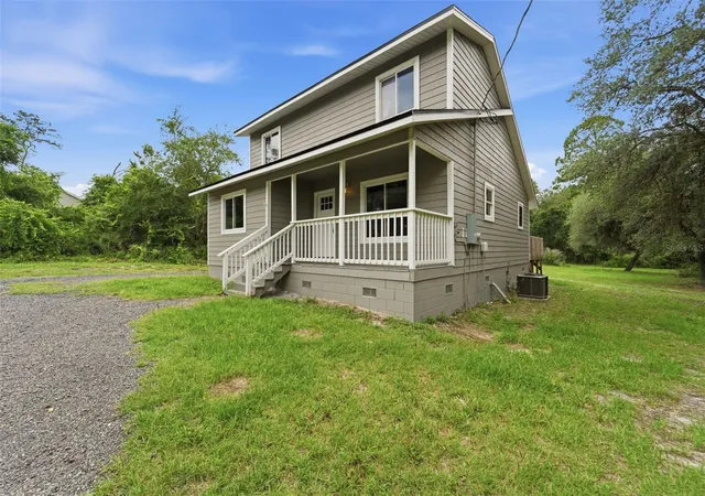 4th image of 41707 Aspen St, Eustis, FL 32736 | MLS# V4949514