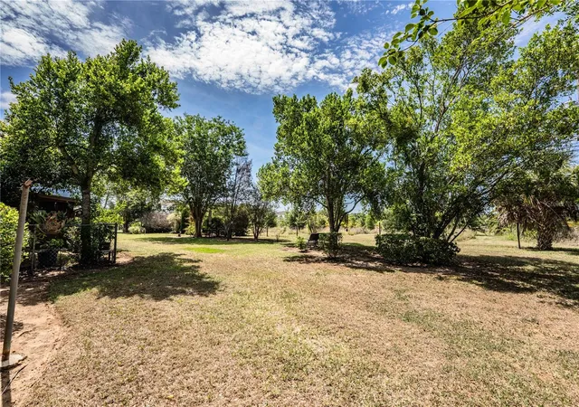 5th image of 3533 Crestwood Ct, Lakeland, FL 33812 | MLS# L4962543