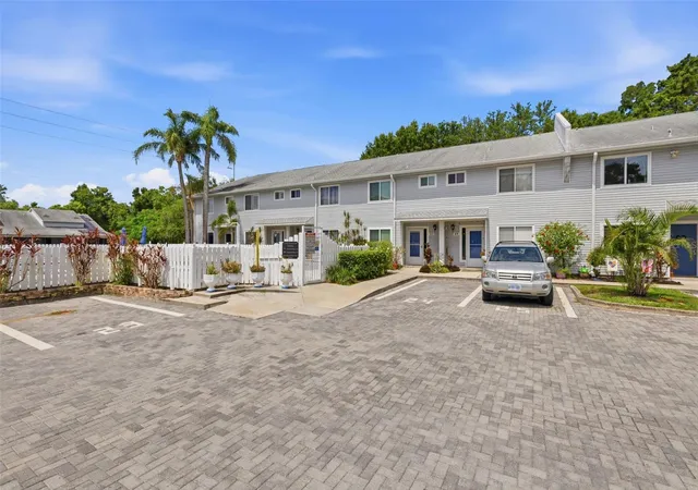 1st image of 500 New York Ave #25, Dunedin, FL 34698 | MLS# TB8516614