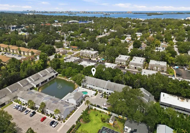 2nd image of 500 New York Ave, DUNEDIN, FL 34698