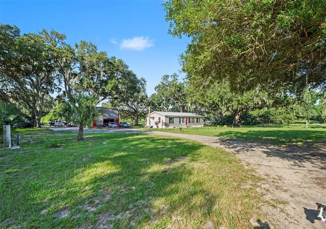 4th image of 12709 Chihuahua Ct, Thonotosassa, FL 33592 | MLS# TB8516620