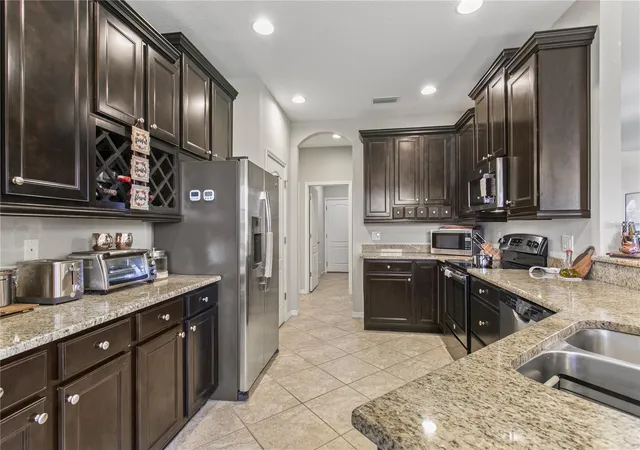 3rd image of 29255 Grass Bunker Dr, San Antonio, FL 33576 | MLS# TB8516621