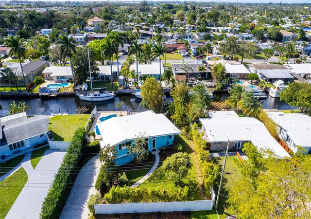 Photo 1 of Single family home for sale at 2631 Key Largo Ln, FORT LAUDERDALE, FL 33312 | MLS# O6414627 | Listing updated on 2026-08-06