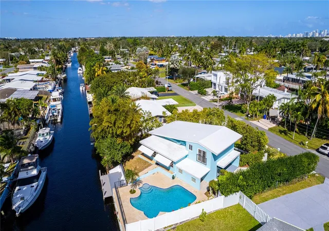 Photo 2 of Single family home for sale at 2631 Key Largo Ln, FORT LAUDERDALE, FL 33312 | MLS# O6414627 | Listing updated on 2026-08-06