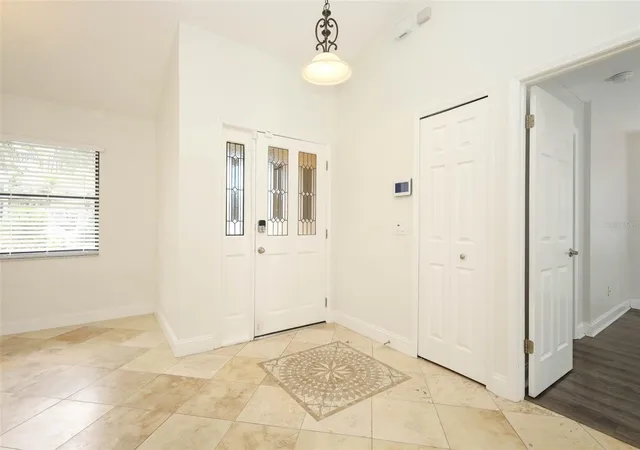 3rd image of 9110 Palm Tree Dr, Windermere, FL 34786 | MLS# O6414631