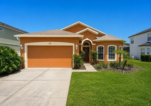 Homes for sale in Davenport, FL | 872 Sussex Dr, Davenport, FL 33896 | MLS# O6414632
