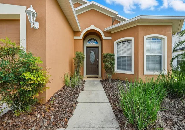 Homes for sale in Davenport, FL | 872 Sussex Dr, Davenport, FL 33896 | MLS# O6414632