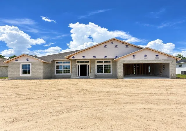 Photo 1 of Single family home for sale at 671 W Hallam Dr, Dunnellon, FL 34434 | MLS# OM726178 | Listing updated on 2026-09-25