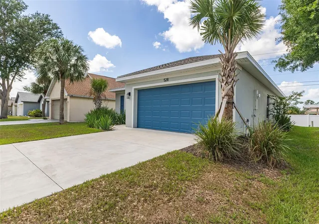 Photo 4 of Sale Pending at 528 Rose Apple Cir, Port Charlotte, FL 33954 | MLS# C7527029 | Listing updated on 2026-09-02