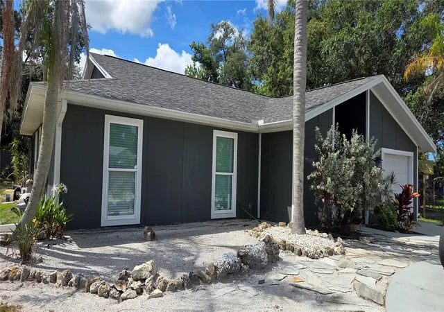 Photo 2 of Single family home for sale at 221 Dade Ave, Sarasota, FL 34232 | MLS# A4696280 | Listing updated on 2026-06-09