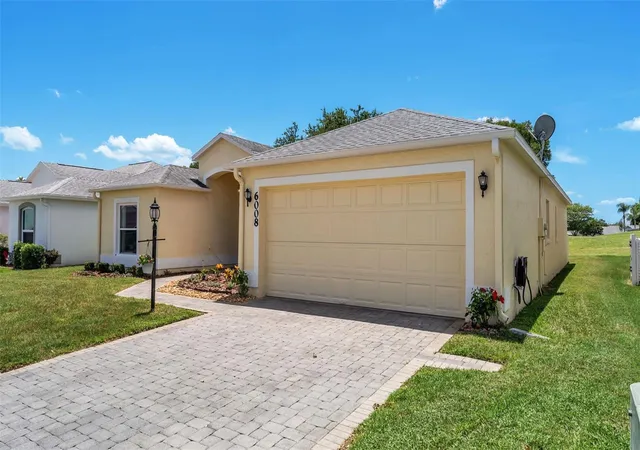 Photo 3 of Single family home for sale at 6008 Swallow Dr, Lakeland, FL 33809 | MLS# L4962545 | Listing updated on 2026-09-20