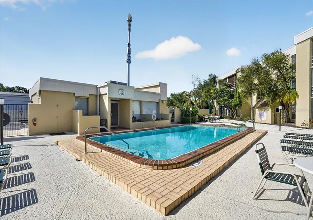 Homes for sale in Tampa, FL | 2302 S Manhattan Avenue #214, Tampa, FL 33629 | MLS# TB8516653