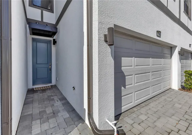 Photo 2 of Townhouse for sale at 10340 Ebb Tide Ln, Orlando, FL 32821 | MLS# O6414665 | Listing updated on 2026-08-16