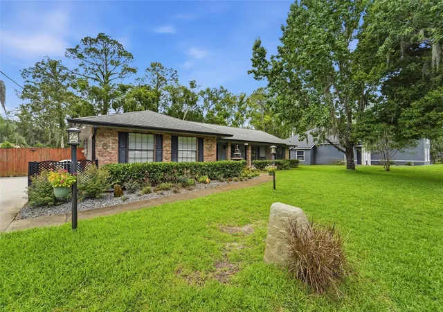 1st image of 386 Lake Charles Rd, Deland, FL 32724 | MLS# V4949517