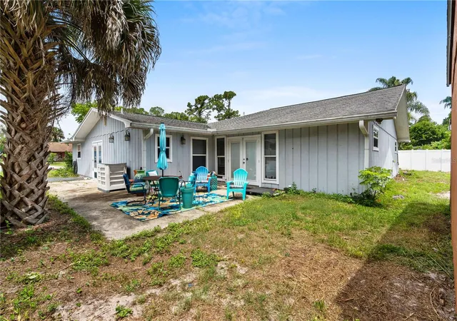 Photo 4 of Single family home for sale at 1945 Fern Palm Dr, Edgewater, FL 32141 | MLS# NS1088450 | Listing updated on 2026-09-03