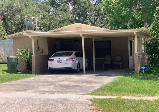 1st image of 1406 Pembrook Dr, Leesburg, FL 34748 | MLS# O6414675