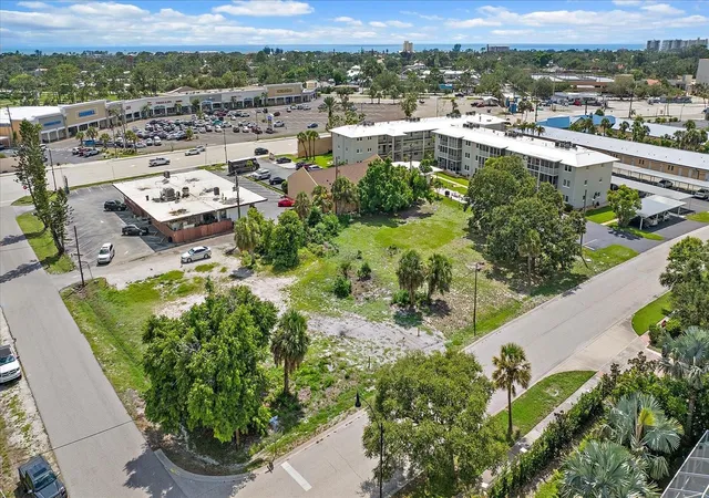Photo 4 of Land for sale at 648 Guild Dr, Venice, FL 34285 | MLS# A4696299 | Listing updated on 2026-10-19