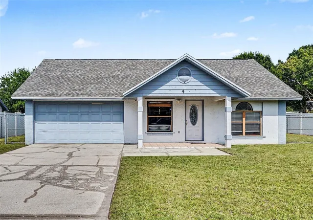 Photo 1 of Single family home for sale at 4 Carmona Way, Kissimmee, FL 34758 | MLS# O6414685 | Listing updated on 2026-09-02