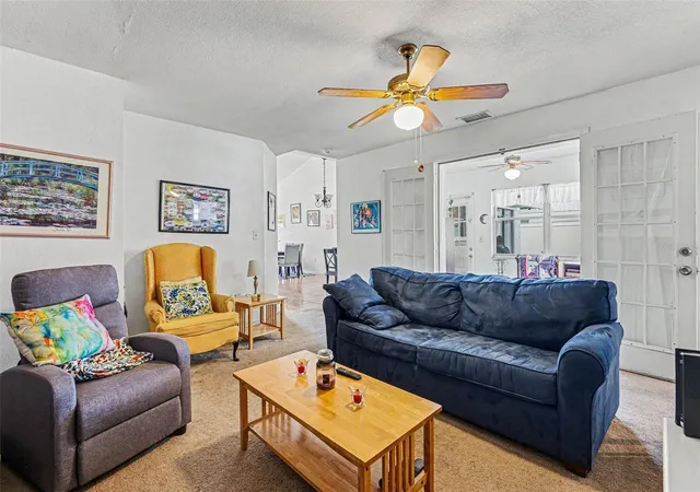 Photo 4 of Single family home for sale at 4 Carmona Way, Kissimmee, FL 34758 | MLS# O6414685 | Listing updated on 2026-09-02